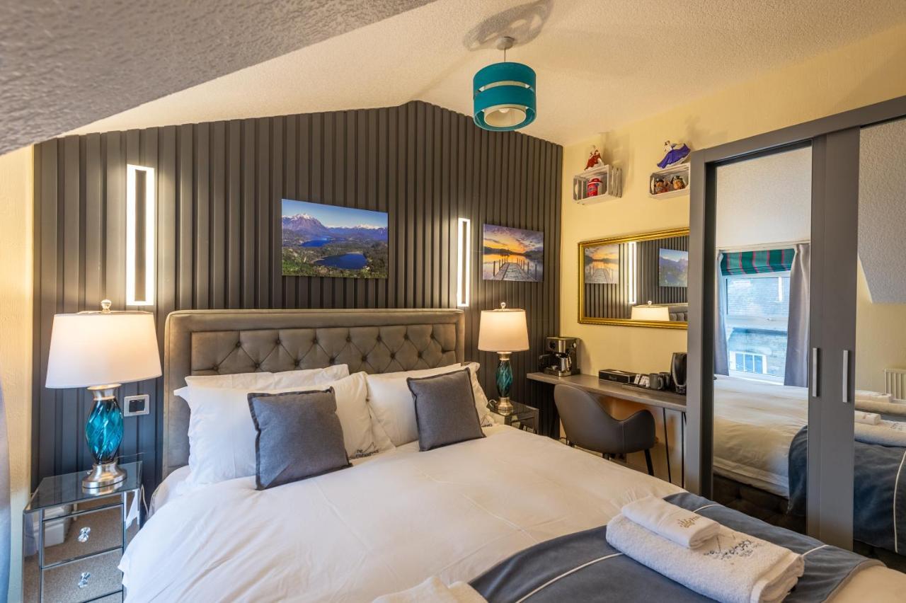 The Ambleside Apartments - Self Catering With Private Kitchen - Best For Location Экстерьер фото